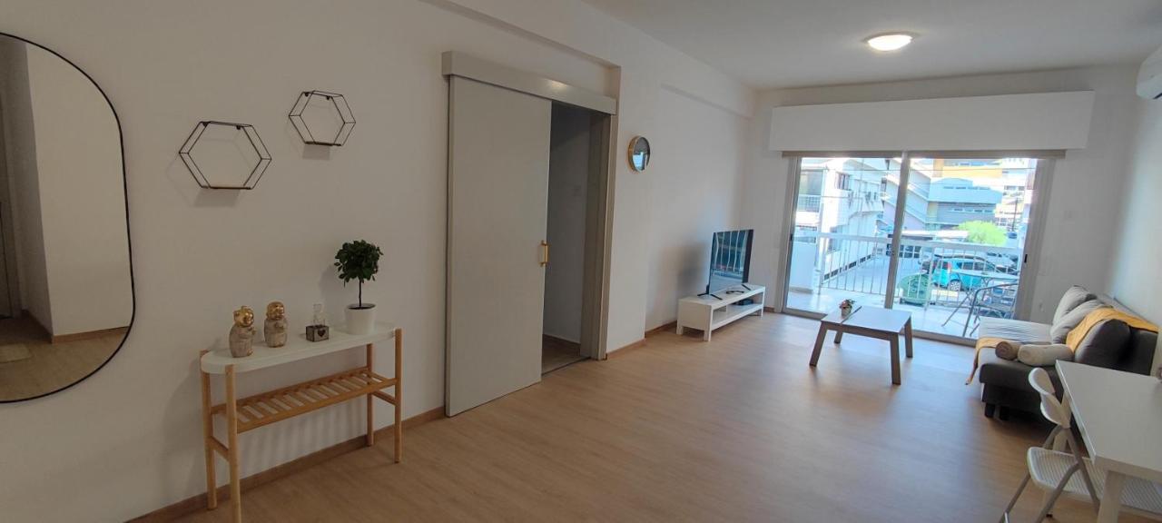 Mimosa Flat City Cente 2Bdr ニコシア エクステリア 写真